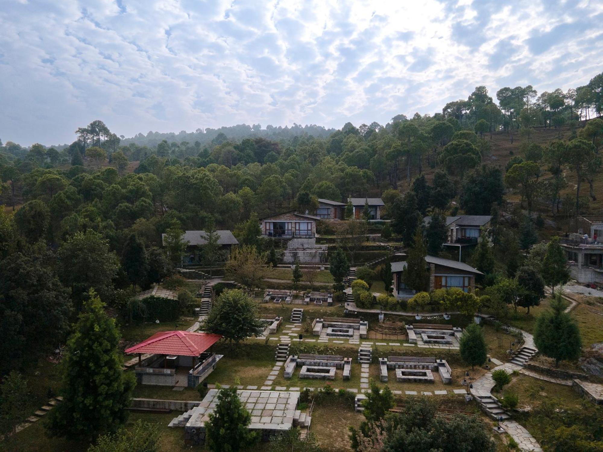 Seed At Queens Meadows, Ranikhet Exterior foto